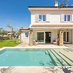 Adalgisa Private Pool And Garden Villa