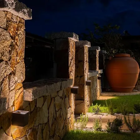 Adalgisa Private Pool And Garden Villa *
